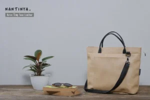 Nantinya_Acrux Sling Faux Leather_Front